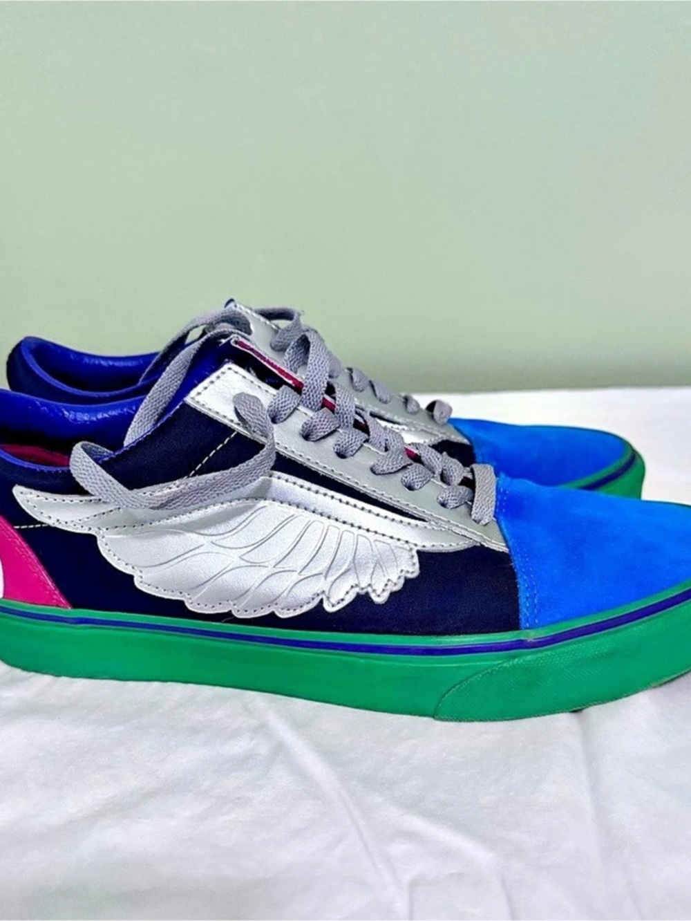 Vans x Marvel Old Skool 'Avengers' Sneakers Blue & Green US 9.0